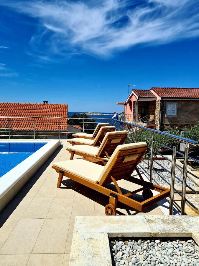 Villa Sucic Razanj 罗戈兹尼察 外观 照片