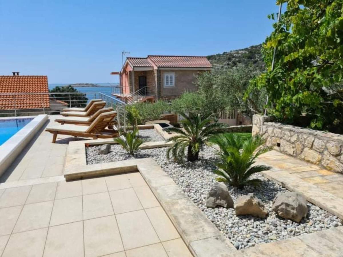 Villa Sucic Razanj 罗戈兹尼察 外观 照片