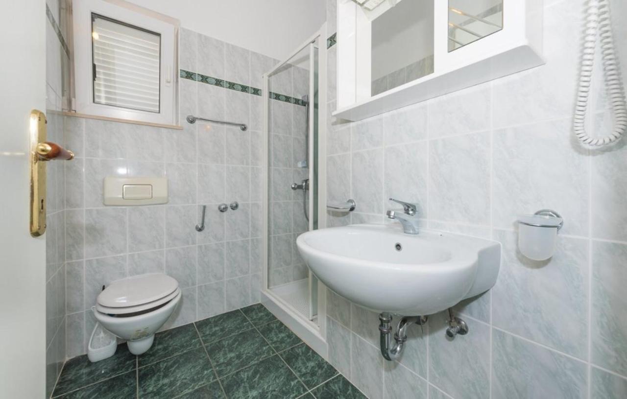 Villa Sucic Razanj 罗戈兹尼察 外观 照片