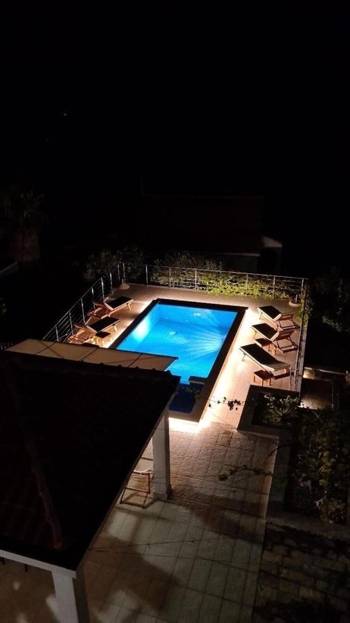 Villa Sucic Razanj 罗戈兹尼察 外观 照片