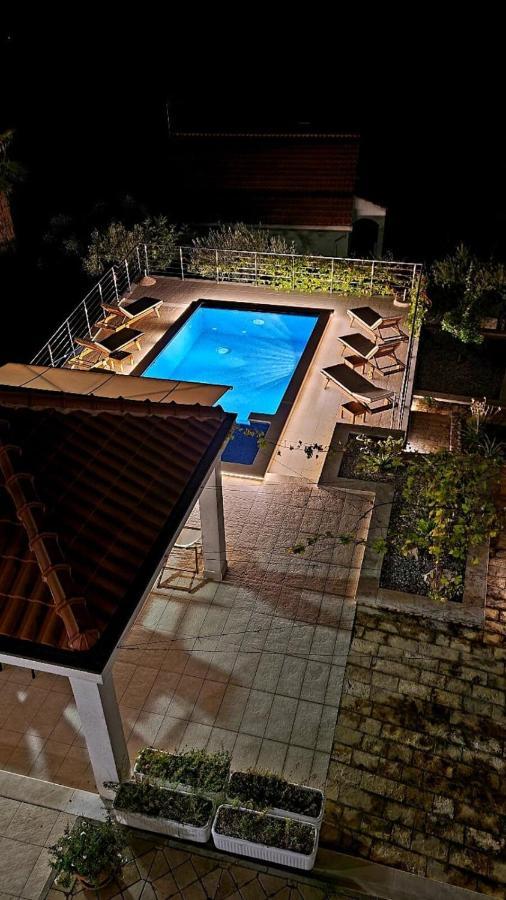 Villa Sucic Razanj 罗戈兹尼察 外观 照片