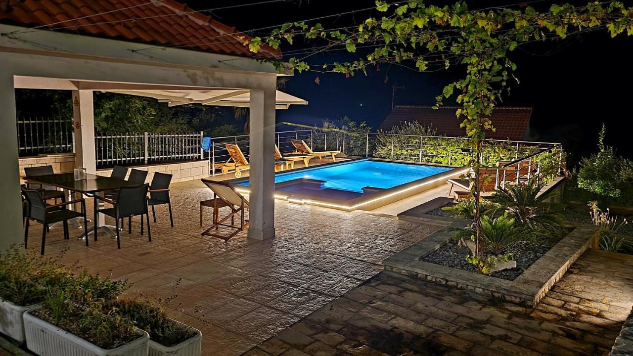 Villa Sucic Razanj 罗戈兹尼察 外观 照片