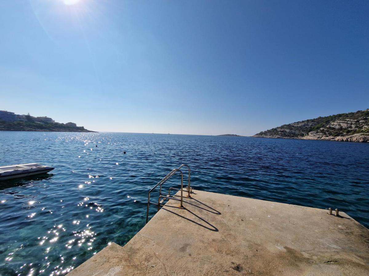 Villa Sucic Razanj 罗戈兹尼察 外观 照片